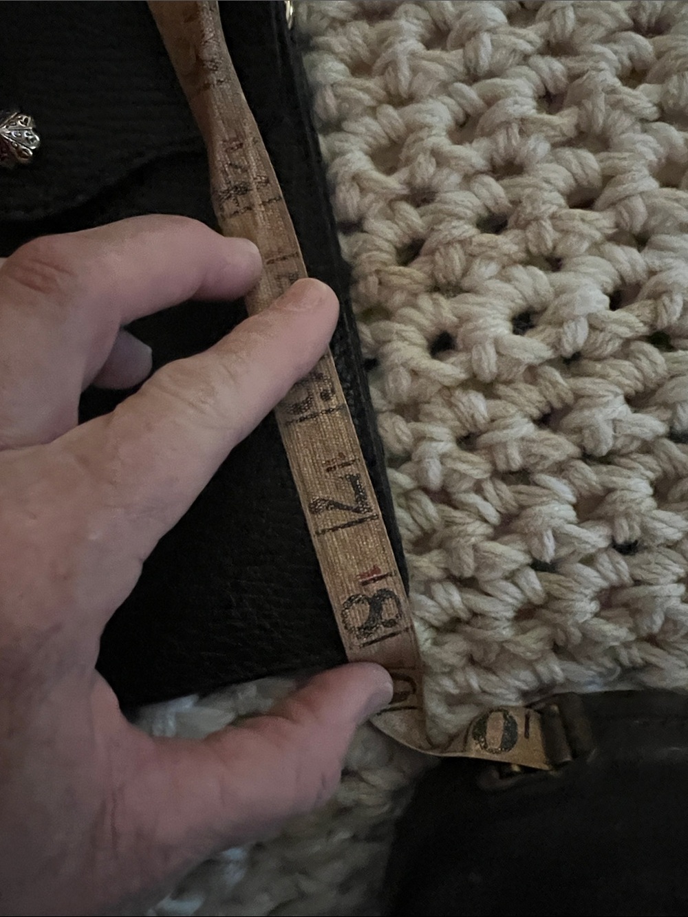 Small phone sized crossbody made by isadora - Picture 3 of 3